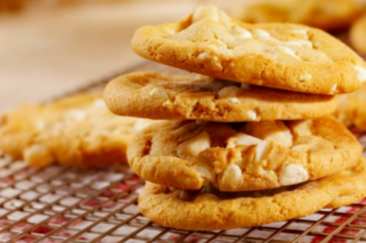 White chocolate pumpkin cookies