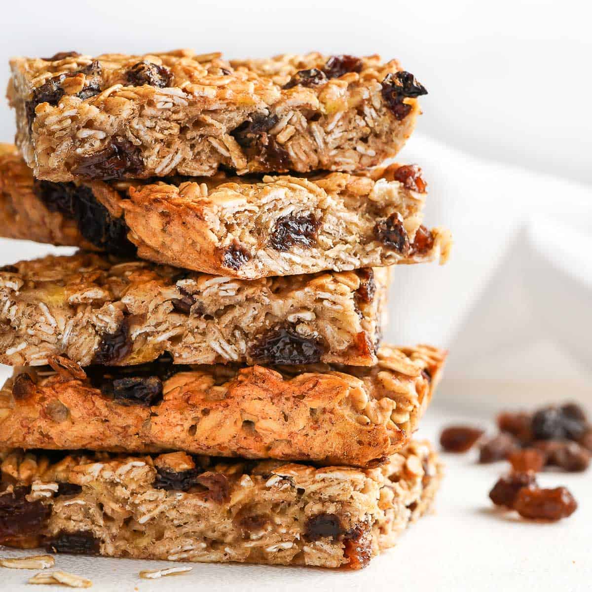 Easy Oatmeal Raisin Breakfast Bars