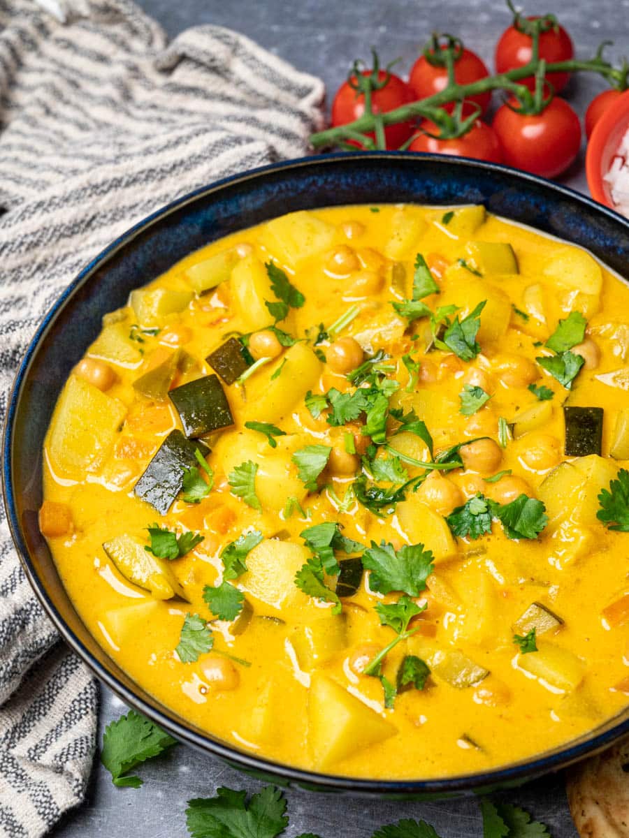  Going Bananas Over Thai Yellow Curry: How to Make It