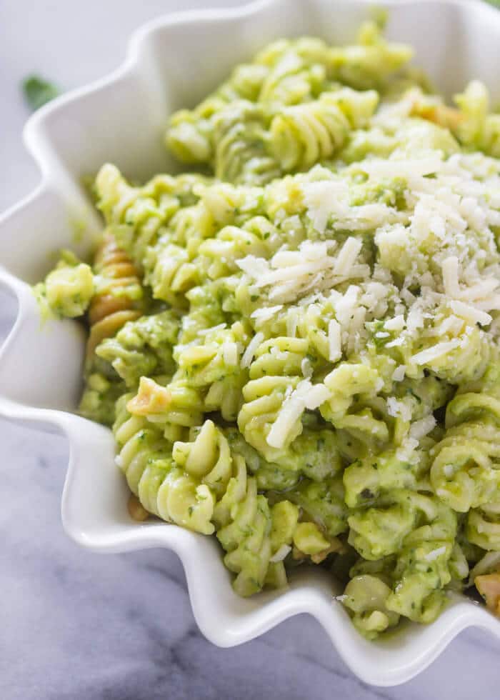 The Best Avocado Pasta 