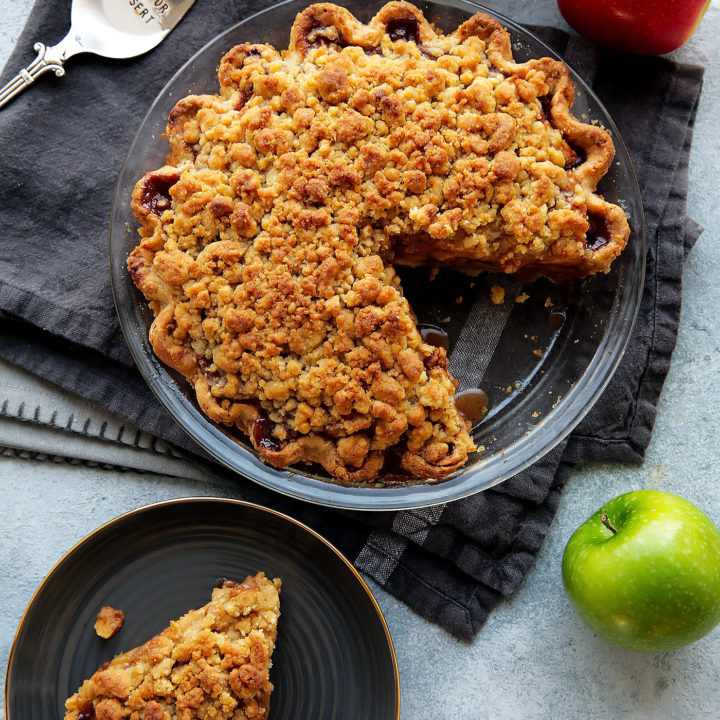 Apple Crumb Pie