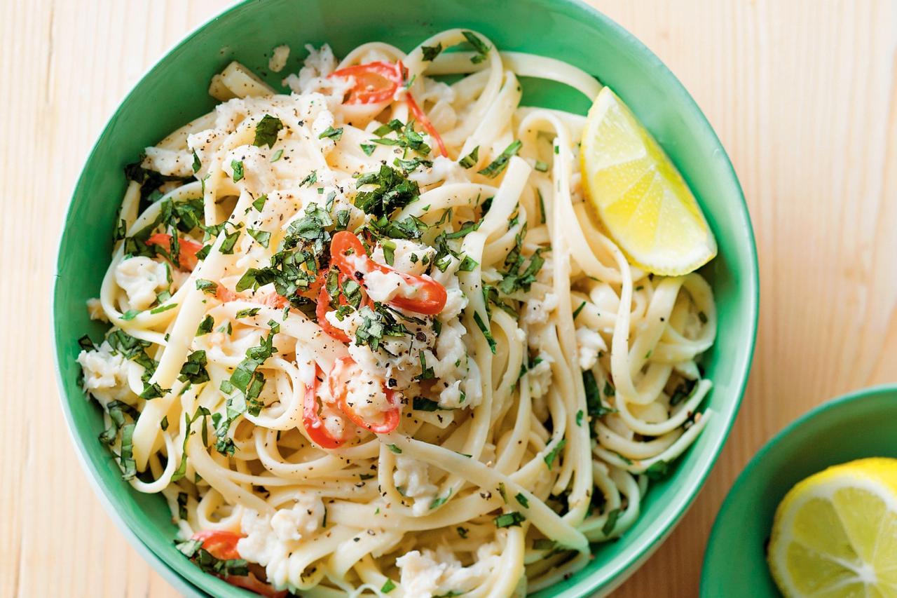 Crab, lemon and herb linguine