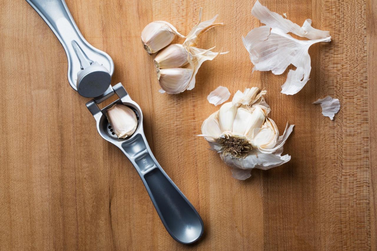 Why You Shouldn't Peel Your Garlic When You Use a Garlic Press | Epicurious